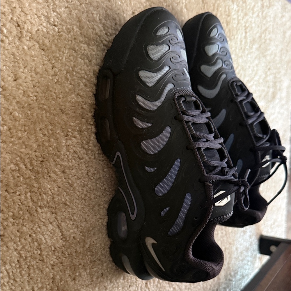 Nike Black and blue Sneakers